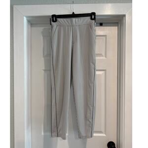 Athleta Grey & White Striped Brooklyn Textured Ankle Pant Women's Size 6